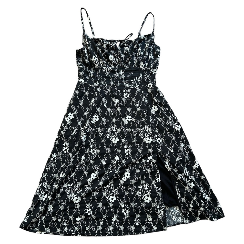 Arula Xquisite You Black White Embroidered Floral Midi Dress Size 0X
